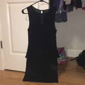 Black Sleeveless Dress